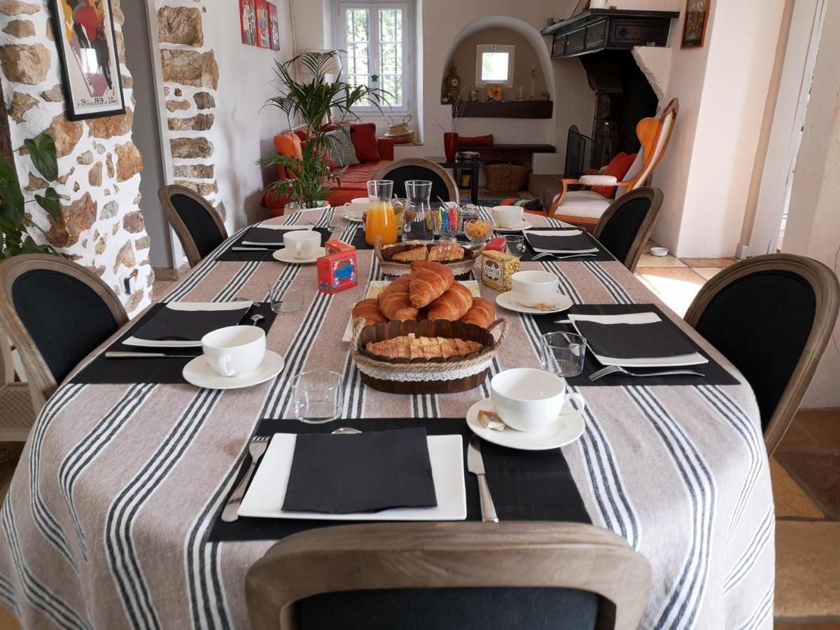 Chalbonia Bed & Breakfast Louhossoa Exterior photo